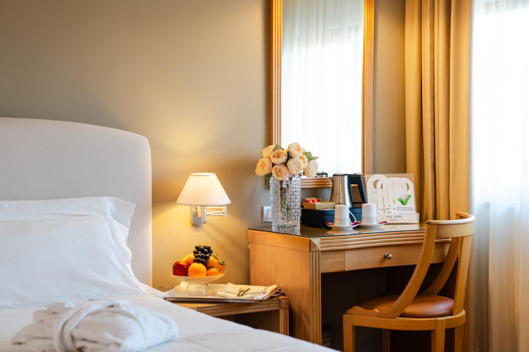 Hotel Touring Carpi Esterno foto
