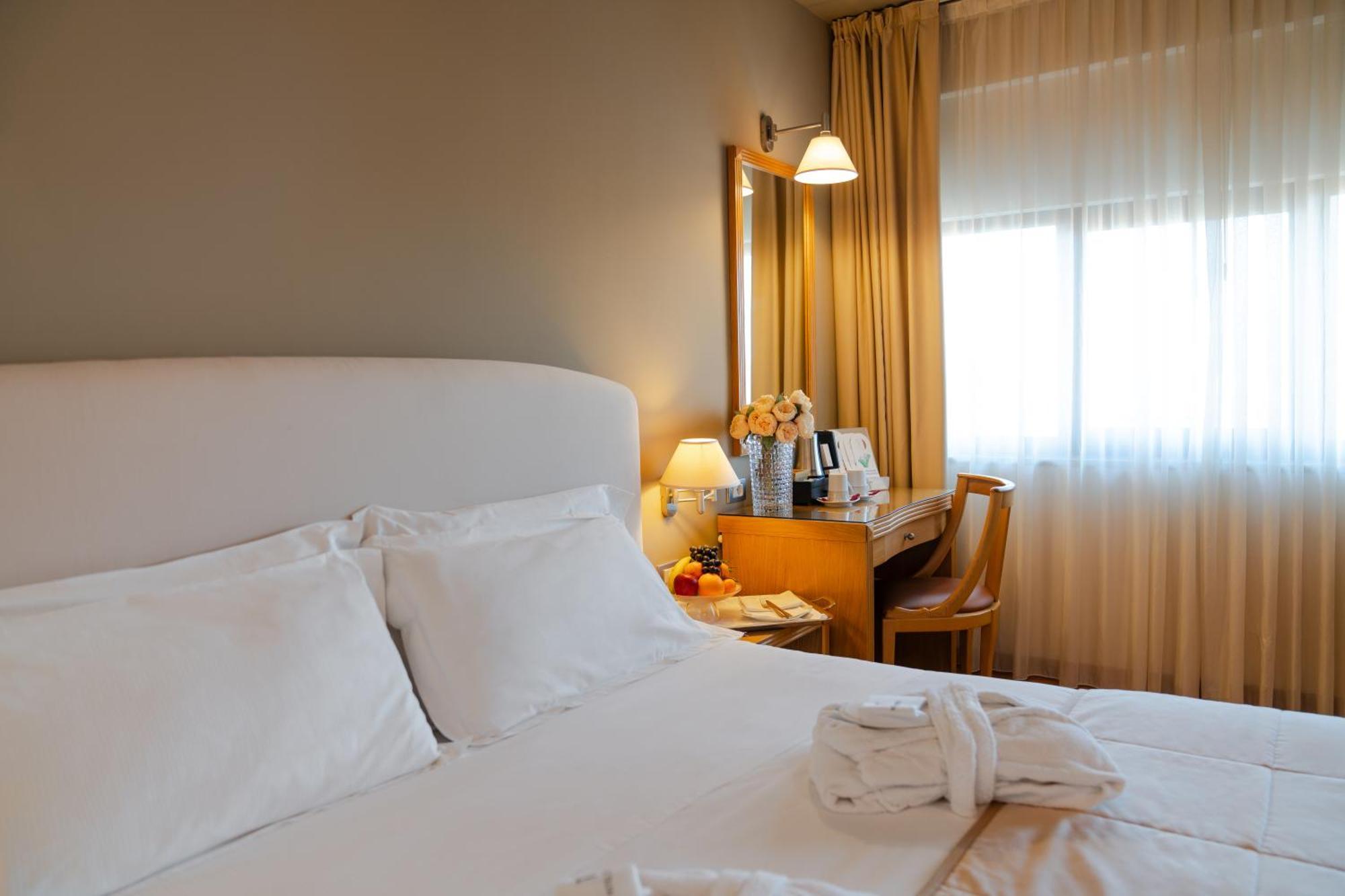 Hotel Touring Carpi Esterno foto