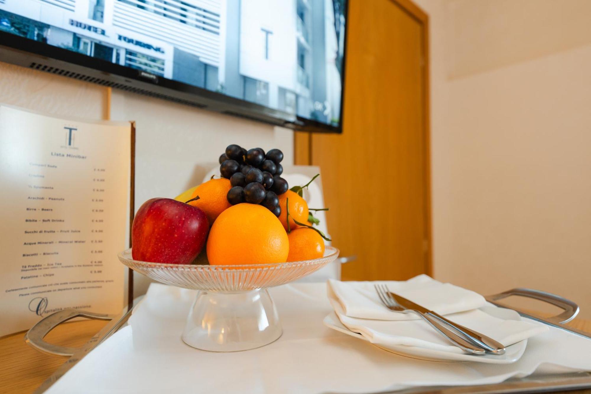 Hotel Touring Carpi Esterno foto