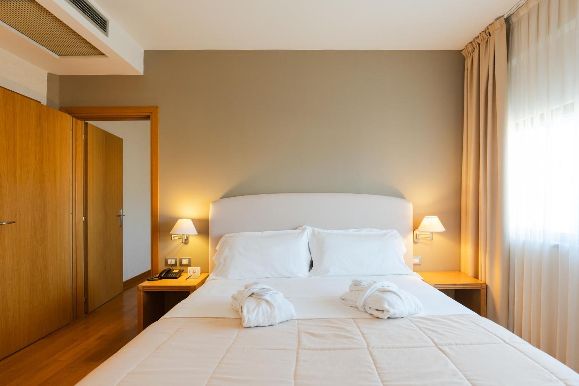 Hotel Touring Carpi Esterno foto