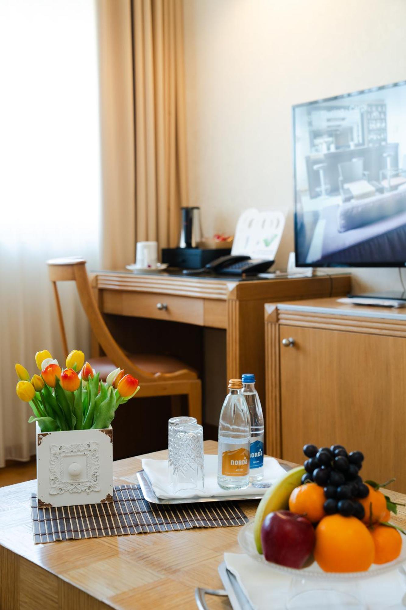 Hotel Touring Carpi Esterno foto