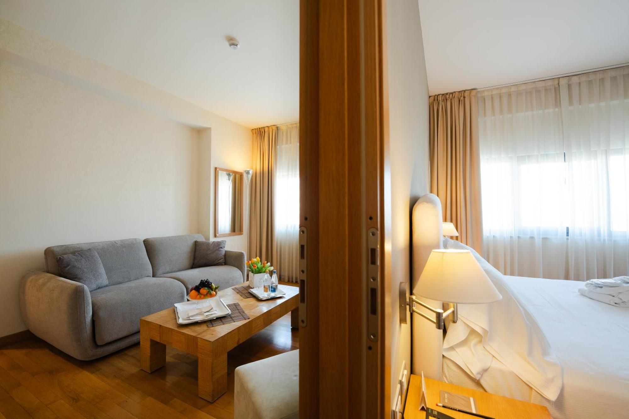 Hotel Touring Carpi Esterno foto