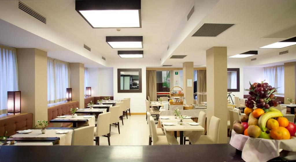 Hotel Touring Carpi Esterno foto