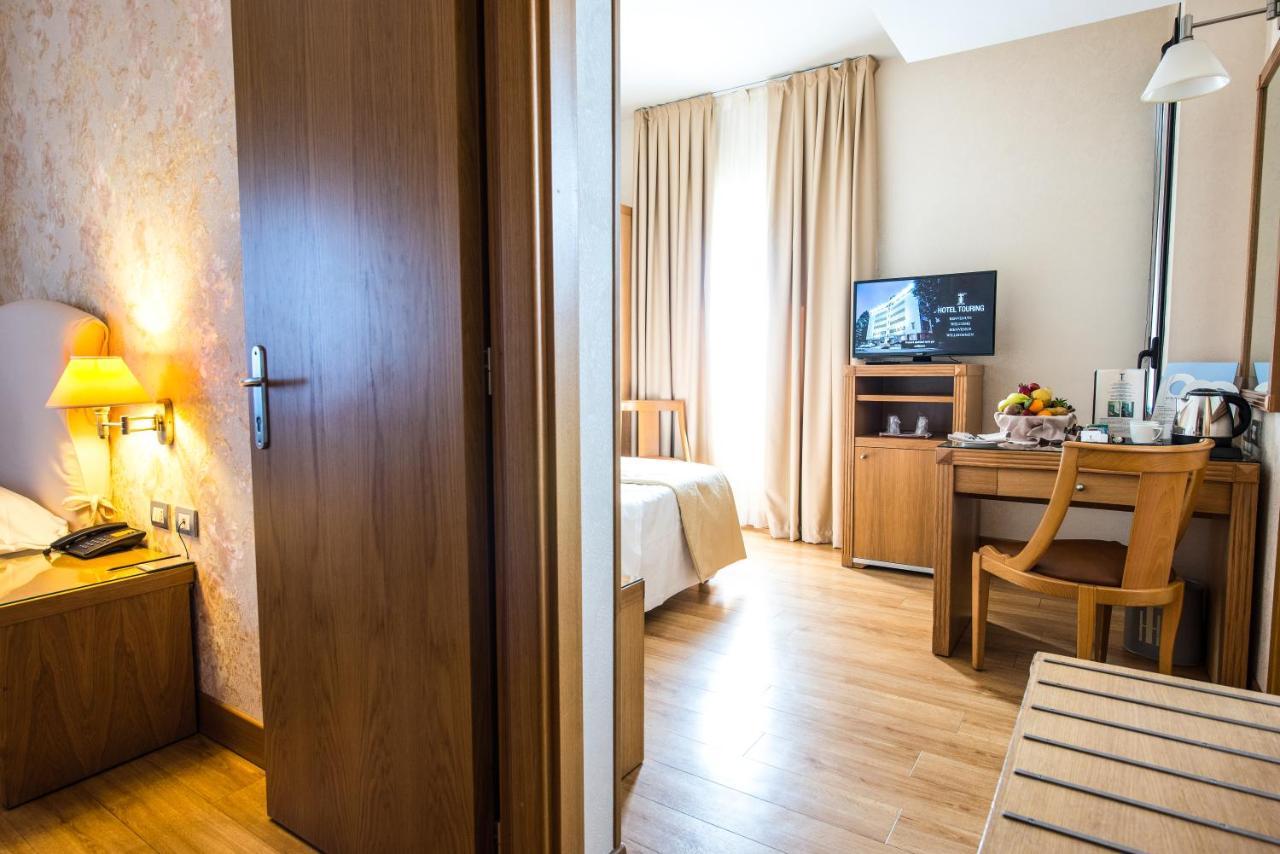 Hotel Touring Carpi Esterno foto